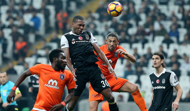 Medipol Başakşehir Arena'dan lider çıktı