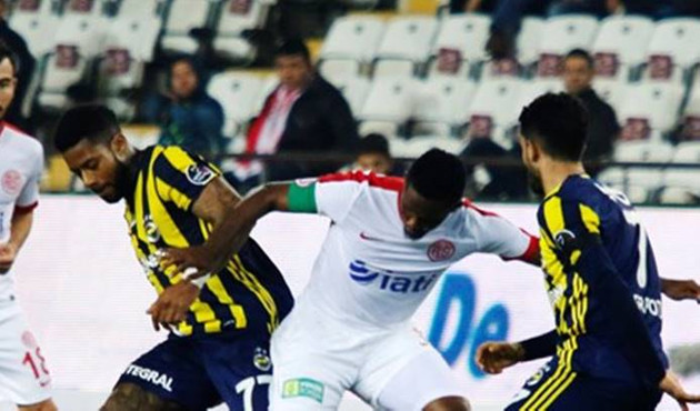 Fenerbahçe Antalya'da kaybetti