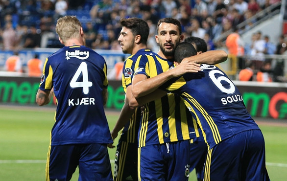 Fenerbahçe ilk galibiyetini 'farklı' aldı