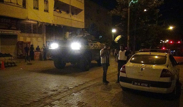 Diyarbakır'da kahvehanede silahlı saldırı: 1 ölü, 2 yaralı