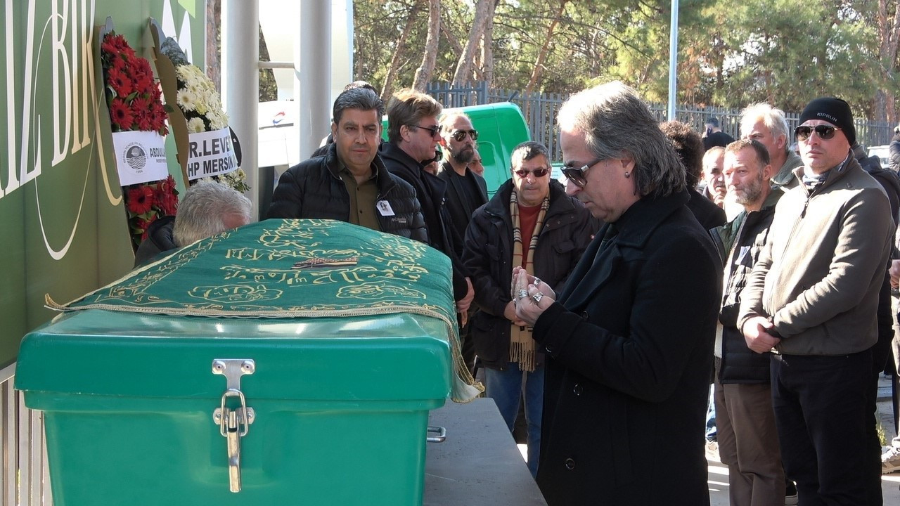 Gen Keman Sanat S La In Akyol Son Yolculu Una U Urland