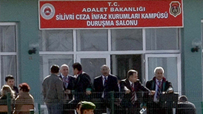 Ergenekon davasında 2 kişi tahliye oldu