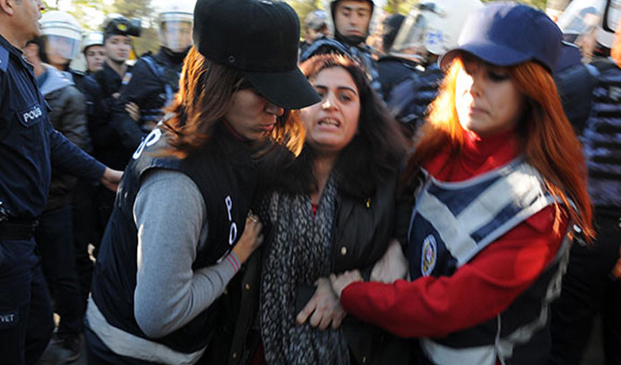 Sebahat Tuncel, gözaltına alındı
