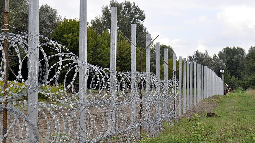 Avusturya, Macaristan sınırına tel örgü çekiyor