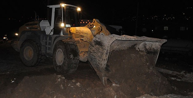 Cizre'de hendekler kapatıldı
