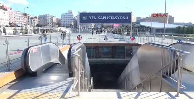 Metro seferleri durdu