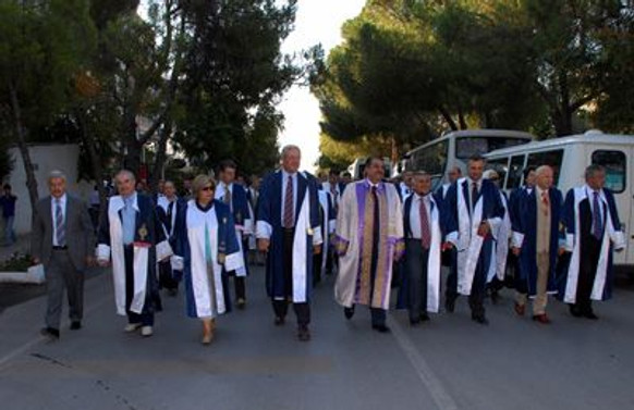 Başbakan rektörlerle pazar günü buluşacak