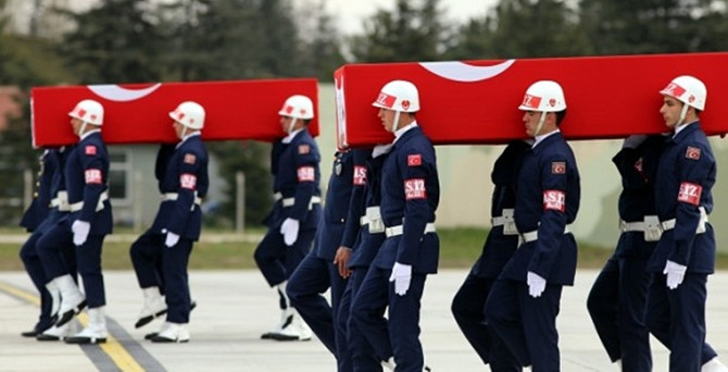 Şehitlerimizi uğurluyoruz