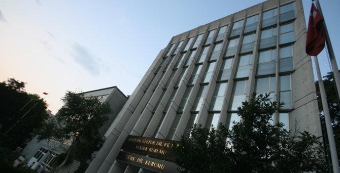 TDK'dan 'müsait' açıklaması