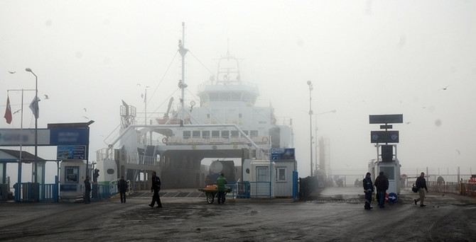 İstanbul'da ulaşıma sis engeli