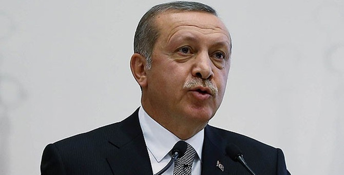 Erdoğan medyaya ateş püskürdü