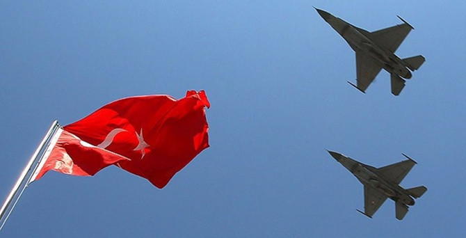 Karadeniz'de Rus uçağına önleme