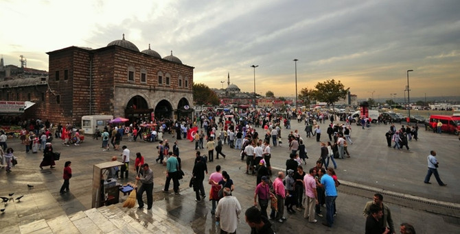 Eminönü'nde 'İç Güvenlik Yasa Tasarısı' eylemi
