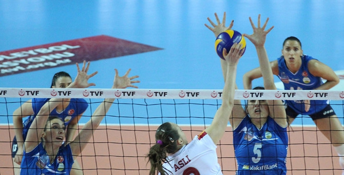 İstanbul derbisinin galibi VakıfBank