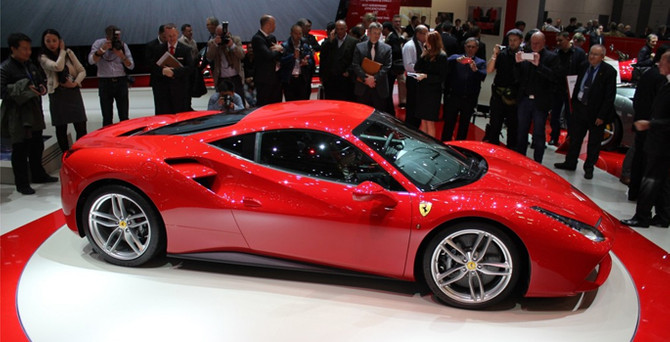 400 bin euroluk Ferrari tam puan aldı