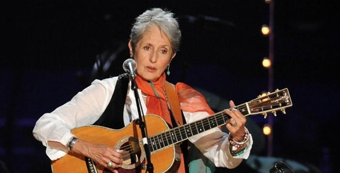 Joan Baez yeniden İstanbul'a geliyor