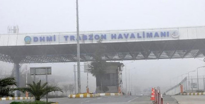 İstanbul-Trabzon uçağı mecburi iniş yaptı