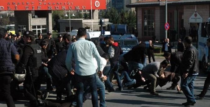 Adli Tıp önünde protesto: 38 kişi gözaltında