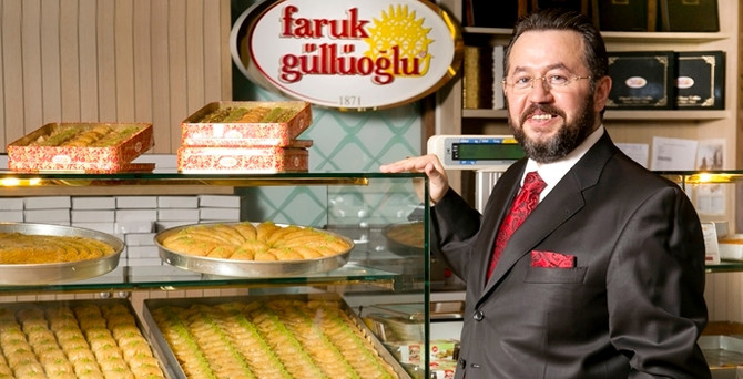 Faruk Güllüoğlu, Kıbrıs’a girdi, sırada Balkanlar var