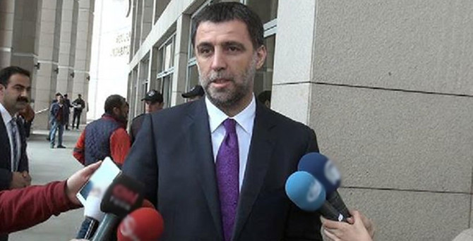 Hakan Şükür ve babası için yakalama kararı