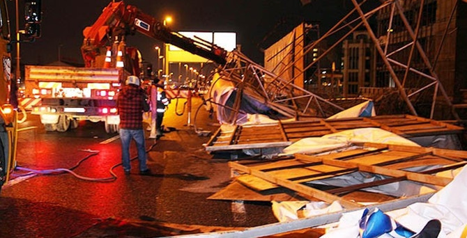 Lodos İstanbul'u vurdu
