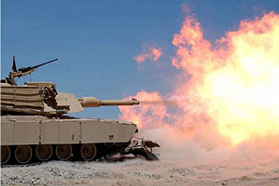 NATO, Kaddafi'nin 17 tankını vurdu