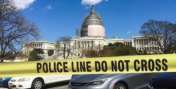 Washington'da silah sesleri yükseldi