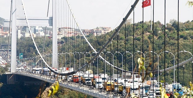 Köprü ve otoyol gelirleri 355 milyon lirayı aştı
