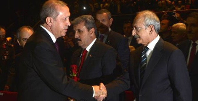 Devletin zirvesi aynı törende buluştu