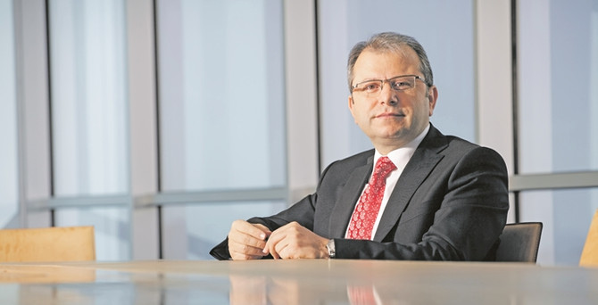'Sorunlu kredilerini en iyi yöneten, yılın bankacısı olur'