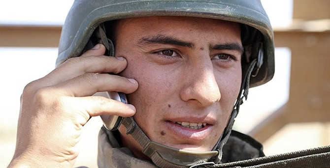 Kışladaki cep telefonuna "7 numara" şartı