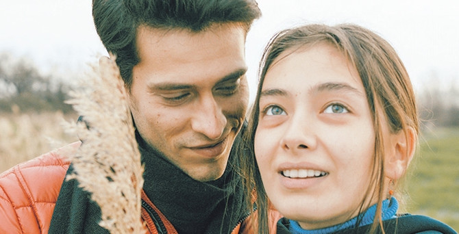 Sırlarla dolu bir öykü