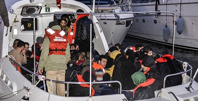 Ege Denizi'nde 38 kaçak yakalandı