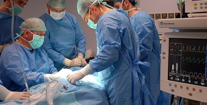 Askeri hastanede sivil doktor dönemi