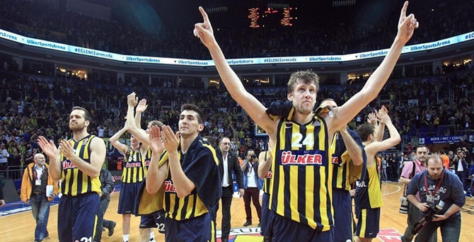 Fenerbahçe Ülker'den tarihi başarı