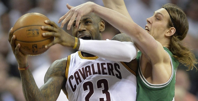 NBA'da Play-Off heyecanı sürüyor