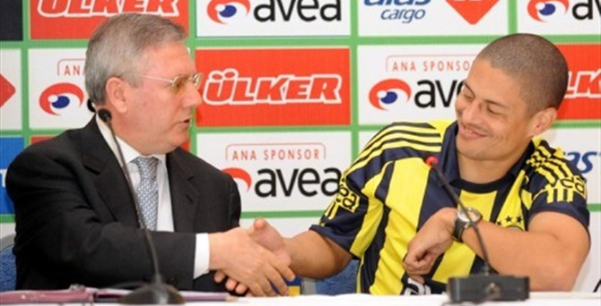 Alex De Souza'dan Aziz Yıldırım'a sitem