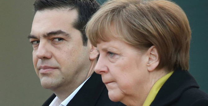 Merkel: Nakit tükenmeden her şey yapılmalı