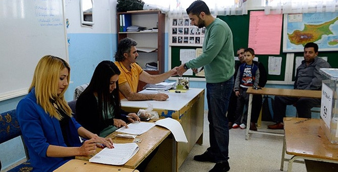 KKTC'de halk 2. tur için sandık başına gidiyor