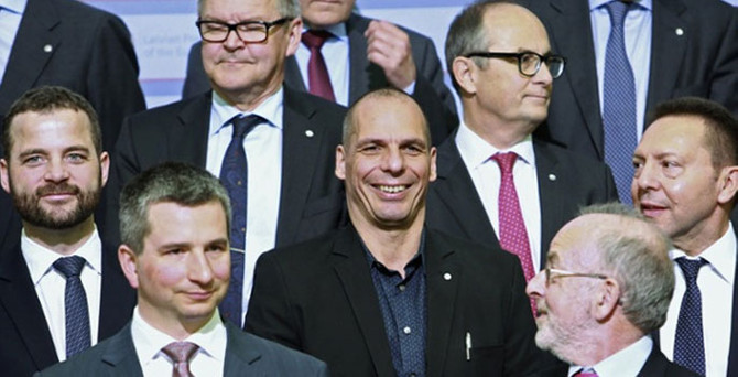 Varoufakis'i atlatmaya çalışıyorlar