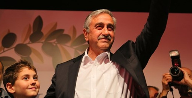 Mustafa Akıncı: Biz hep yavru mu kalalım?