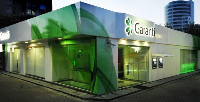 Fitch, Garanti Bankası'nın kredi notunu yükseltti
