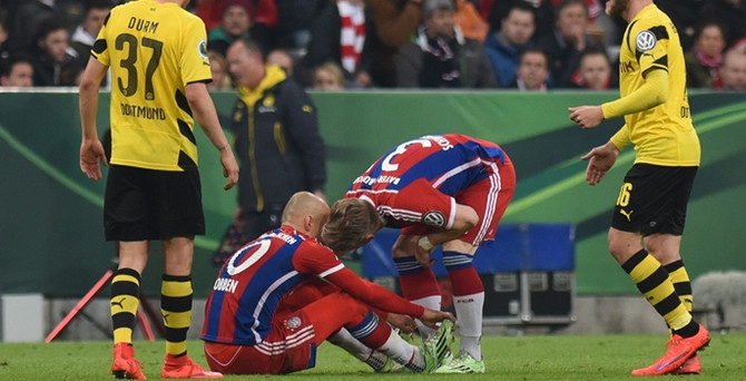 Bayern Münih tepetaklak