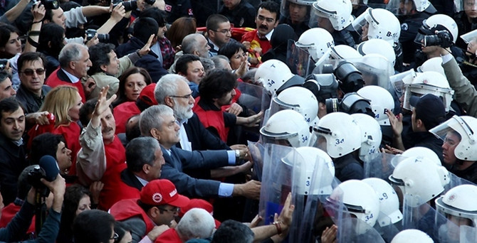 1 Mayıs'ta Taksim'e 10 bin polis çıkacak