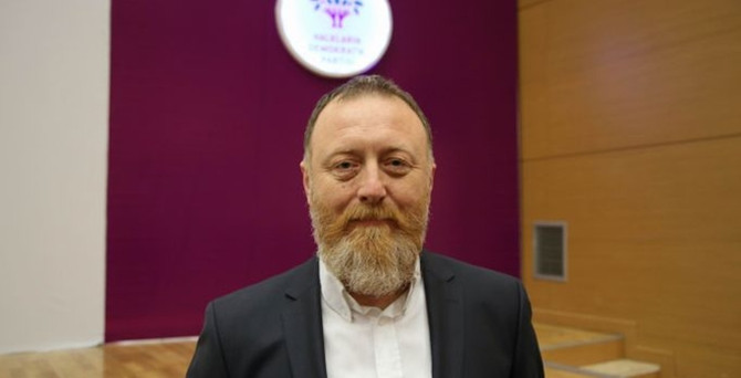 'İktisadi alanın siyasal alanla ilişkisini yeniden kuracağız'