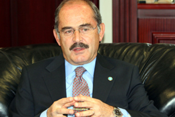 Büyükerşen, CHP'ye katıldı