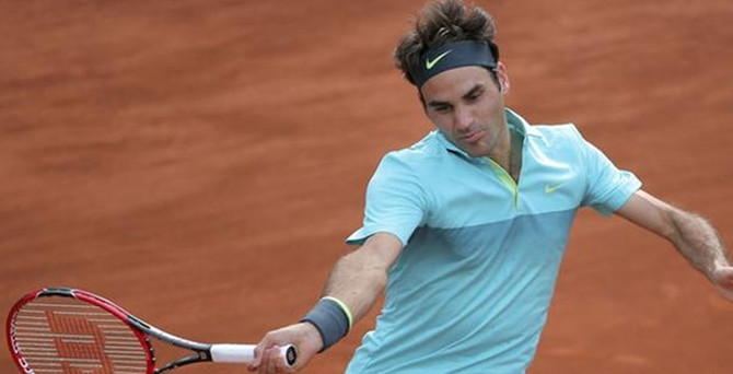 Roger Federer 10. kez finalde