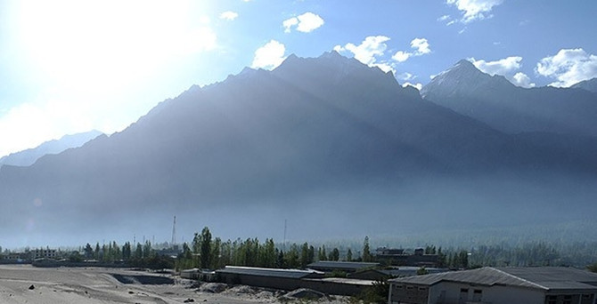 Nepal depremi Himalaya dağlarını alçalttı