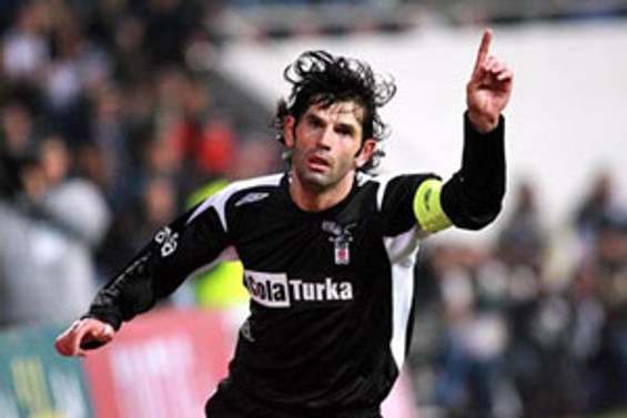 Beşiktaş yolları ayırdı