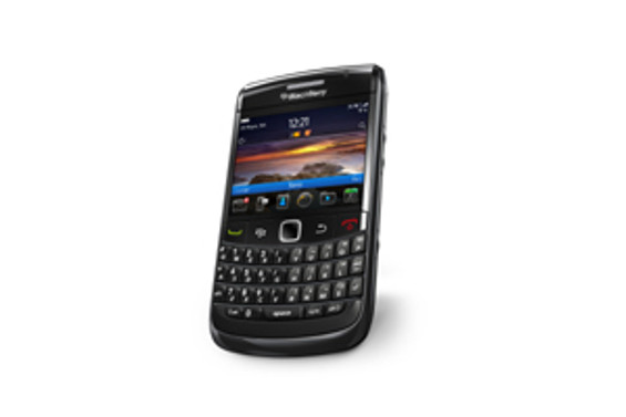 Turkcell'den özel avantajlı BlackBerry Bold 9780